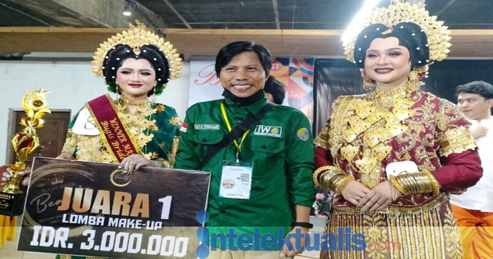 Rezky Rahmadani Raih Gelar Model Terbaik di Lomba Make-up Bold Wedding 2024 IWO Sidrap Rezky Rahmadani Raih Gelar Model Terbaik di Lomba Make-up Bold Wedding 2024 IWO Sidrap
