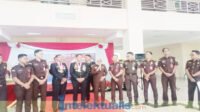Kado Spesial Kejari Untuk Kapolres Sidrap