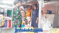 Babinsa Koramil 1420-03/Marittengae Melaksanakan Pemantauan Harga Sembako di Pasar Tradisional Allakuang Babinsa Koramil 1420-03/Marittengae Melaksanakan Pemantauan Harga Sembako di Pasar Tradisional Allakuang