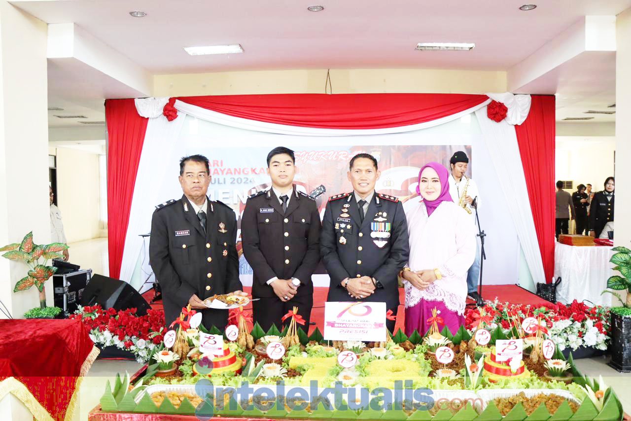 Kapolres Sidrap Pimpin Syukuran Hari Bhayangkara Ke-78 dan Penyerahan Hadiah kepada Pemenang Lomba