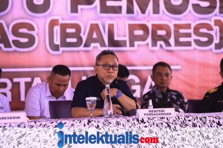 Barang Ilegal Pakaian Bekas Bentuk Bal Diamankan Bareskrim’ Stabilitas Ekonomi Terancaman