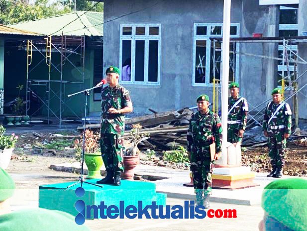 Letkol Inf Awaloeddin Memimpin Upacara Bendera di Minggu Ke Dua