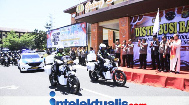 Jum’at Berkah’ NCS Polri Lampung Sebar 5.000 Sembako Makna Kedamaian