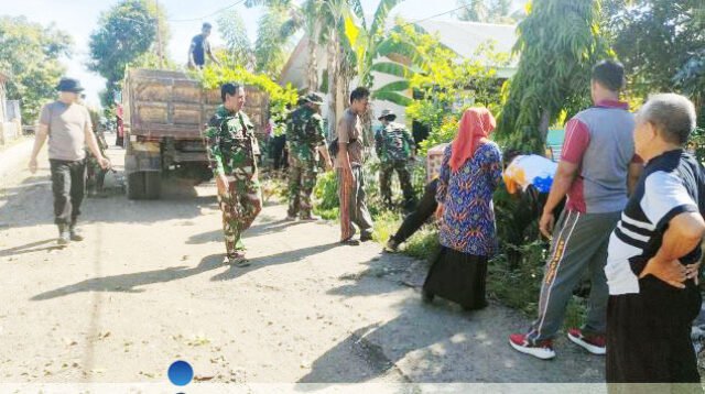 Batih Tuud Koramil 1420-01 dan Stakeholder Panca Lautang Gelar pembersihan pasar Bilokka